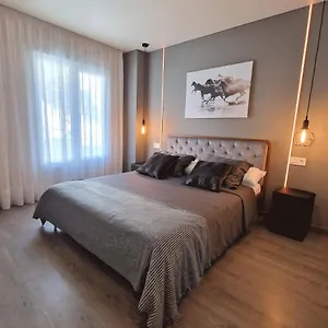 emerald-apartment-spacious-modern-2-bedroom.es-andalucia.com/