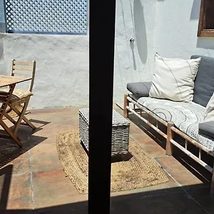 lazurite-apartamentos-vacacionales-maspalomas.in-canary-islands.com/